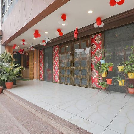 Fabhotel Swarn Banquet Kakarmatha Exteriör bild